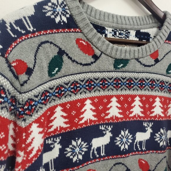 St Johns Bay Mens Thick Fair Isle Christmas Sweater Size XL Holiday Reindeer - Picture 2 of 9